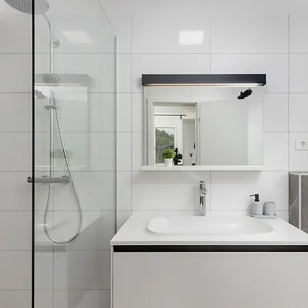 4 Bedroom Cozy In Dubrava Kod Sibenika Dubrava (Sibenik-Knin)